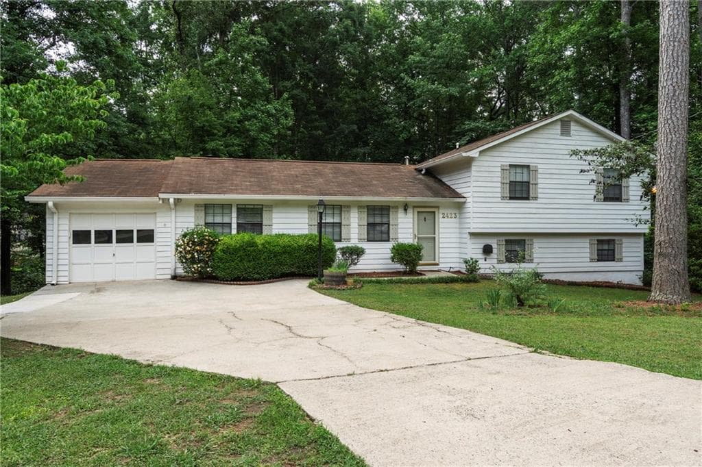 3 bedroom, 2 bathroom, 1,776 sq ft single family residence for rent at 2423 Falcon Court, Lawrenceville, GA 30043 for $2,250 a month — photo 1 of 28
