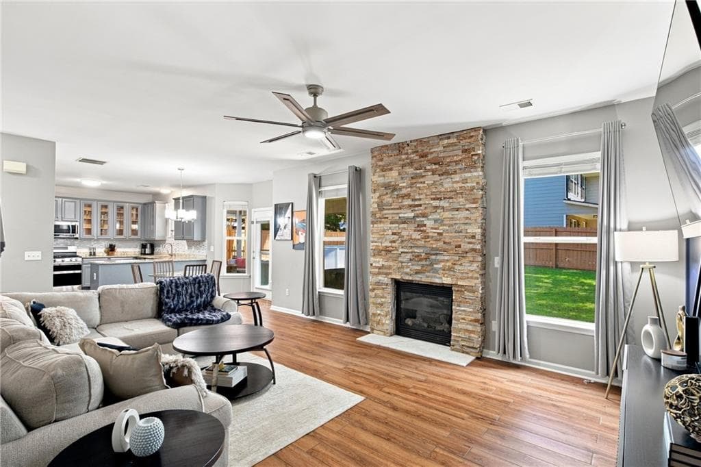 4 bedroom, 3 bathroom, 2,315 sq ft single family residence for sale at 3602 Silver Brooke Lane, Kennesaw, GA 30144 — photo 5