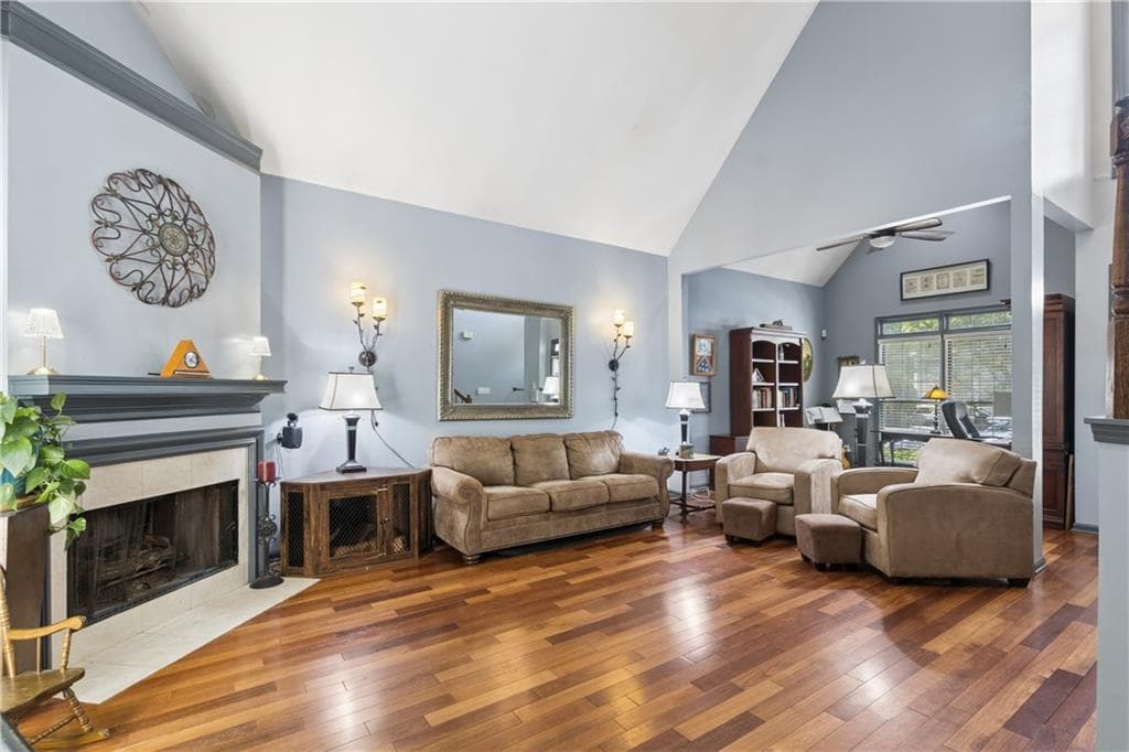 4 bedroom, 4 bathroom, 2,170 sq ft single family residence for sale at 3410 Rose Arbor Court, Atlanta, GA 30340 — photo 6