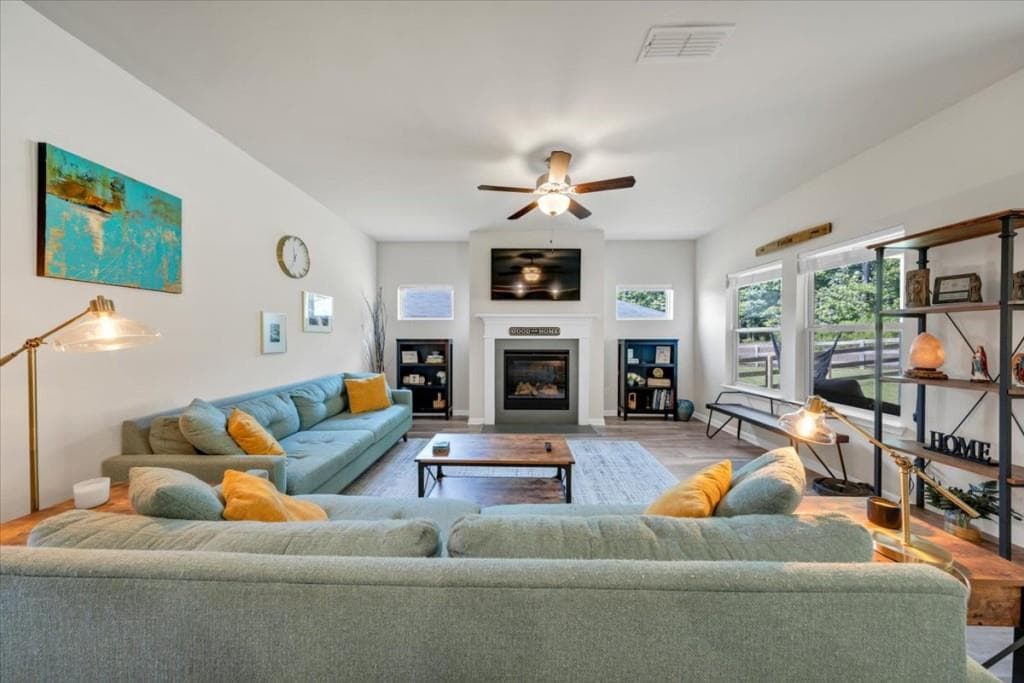 4 bedroom, 3 bathroom, 2,174 sq ft single family residence under contract at 318 Denali Butte Terrace, Canton, GA 30114 — photo 5