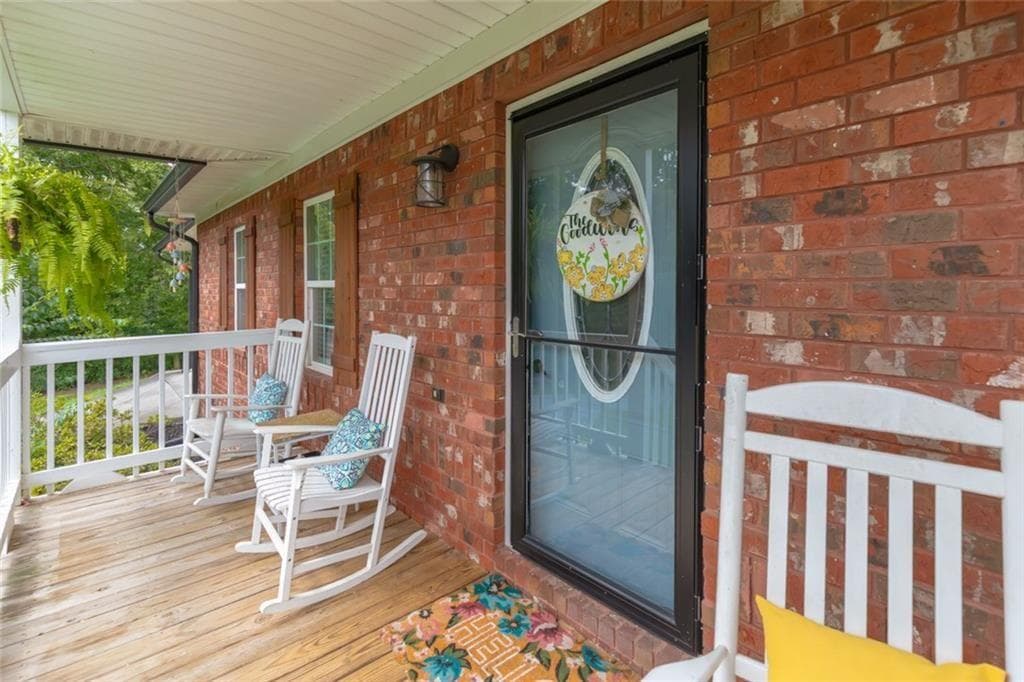 3 bedroom, 2 bathroom, 1,431 sq ft single family residence under contract at 3789 Collard Valley Road, Cedartown, GA 30125 — photo 7