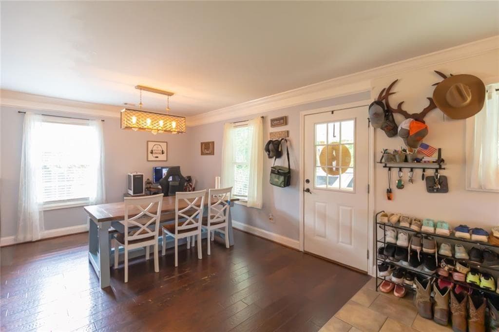 3 bedroom, 2 bathroom, 1,431 sq ft single family residence under contract at 3789 Collard Valley Road, Cedartown, GA 30125 — photo 9