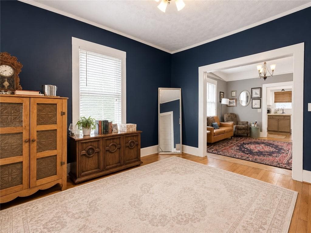 2 bedroom, 1 bathroom, 1,036 sq ft single family residence for sale at 219 Etowah Drive, Cartersville, GA 30120 — photo 10
