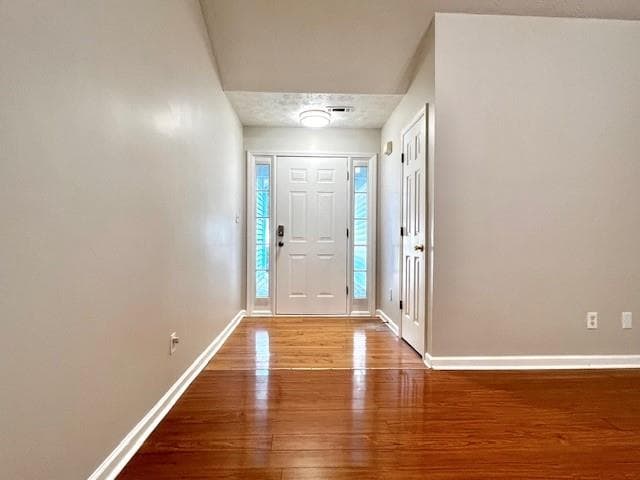 4 bedroom, 2 bathroom, 1,742 sq ft single family residence for rent at 327 Lee Miller Drive 327, Suwanee, GA 30024 for $2,295 a month — photo 2