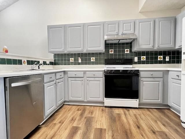 4 bedroom, 2 bathroom, 1,742 sq ft single family residence for rent at 327 Lee Miller Drive 327, Suwanee, GA 30024 for $2,295 a month — photo 6