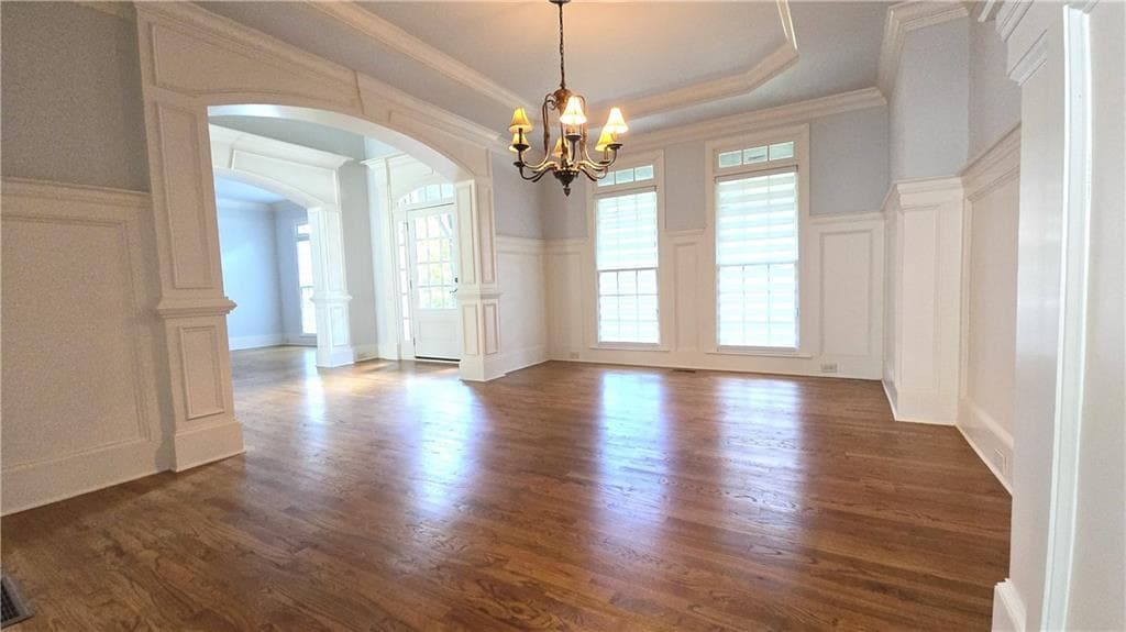 5 bedroom, 5 bathroom, 5,473 sq ft single family residence for sale at 3540 Falls Branch Court, Buford, GA 30519 — photo 6