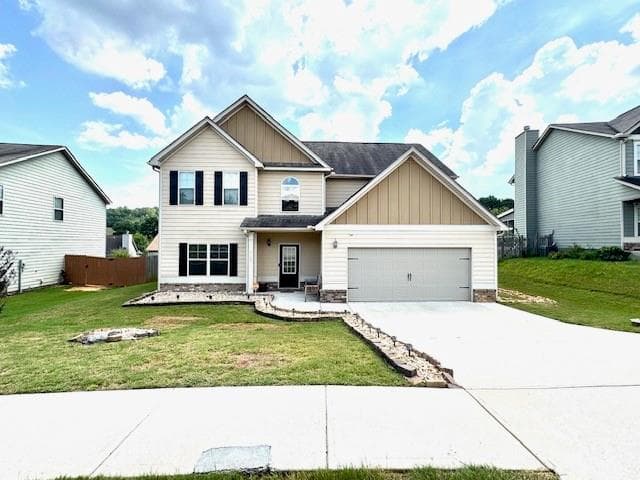 5 bedroom, 3 bathroom, 2,744 sq ft single family residence under contract at 4163 Potomac Walk Court, Loganville, GA 30052 — photo 2