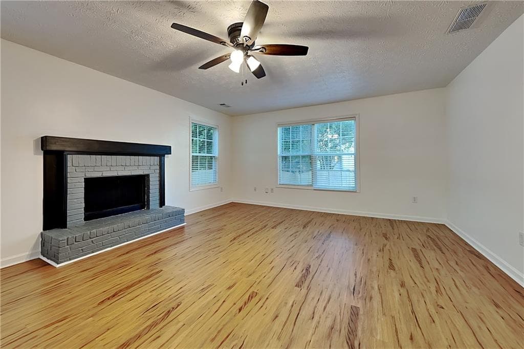 5 bedroom, 3 bathroom, 2,690 sq ft single family residence for rent at 3194 Watson Meadow Lane, Loganville, GA 30052 for $2,440 a month — photo 3