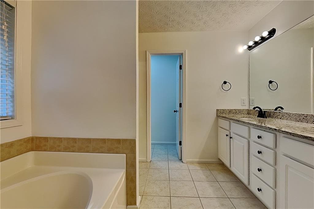 5 bedroom, 3 bathroom, 2,690 sq ft single family residence for rent at 3194 Watson Meadow Lane, Loganville, GA 30052 for $2,440 a month — photo 10