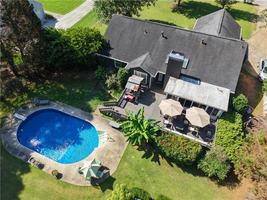 3 bedroom, 2 bathroom, 1,817 sq ft single family residence for sale at 180 Valley Brook Trail, Jonesboro, GA 30238 — photo 6