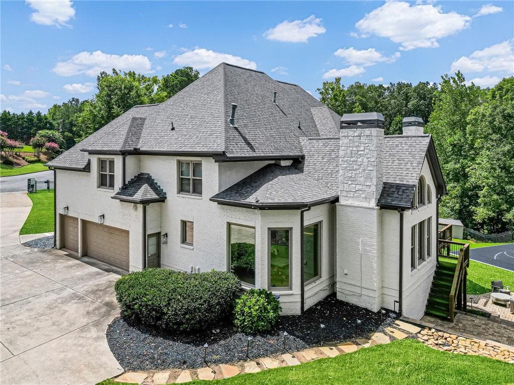 7 bedroom, 7 bathroom, 6,970 sq ft single family residence for sale at 376 Lum Crowe Road, Roswell, GA 30075 — photo 4
