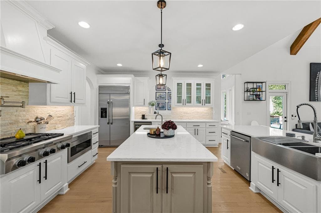 7 bedroom, 7 bathroom, 6,970 sq ft single family residence for sale at 376 Lum Crowe Road, Roswell, GA 30075 — photo 10