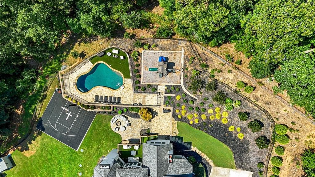 7 bedroom, 7 bathroom, 6,970 sq ft single family residence for sale at 376 Lum Crowe Road, Roswell, GA 30075 — photo 3