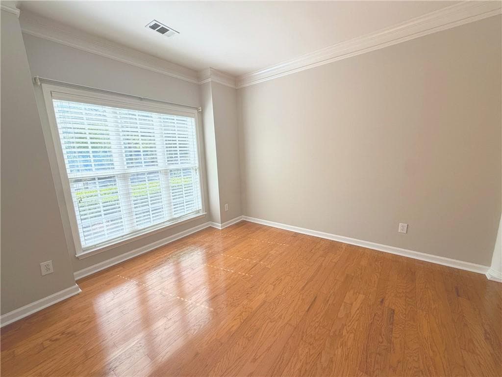 4 bedroom, 3 bathroom, 2,514 sq ft single family residence for rent at 12442 Waterside Drive, Alpharetta, GA 30004 for $3,100 a month — photo 3