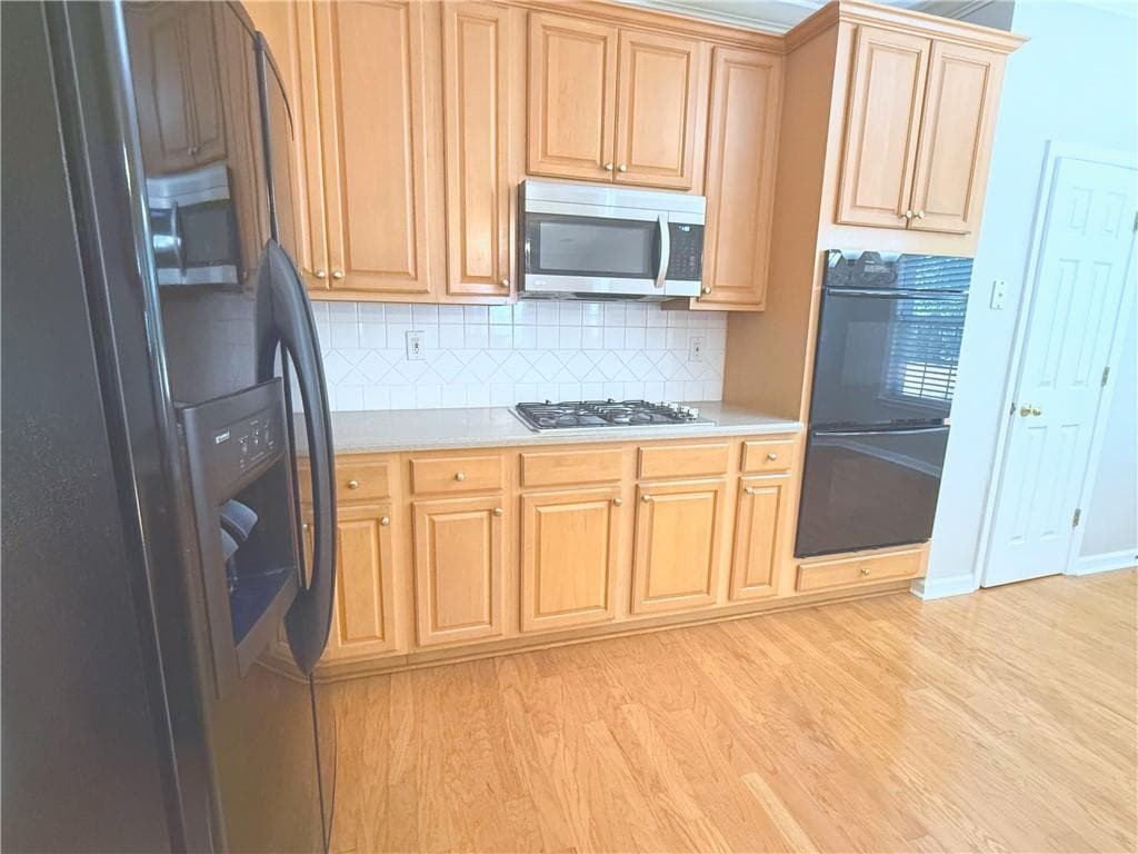 4 bedroom, 3 bathroom, 2,514 sq ft single family residence for rent at 12442 Waterside Drive, Alpharetta, GA 30004 for $3,100 a month — photo 4