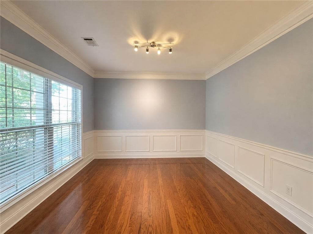 5 bedroom, 3 bathroom, 2,448 sq ft single family residence for rent at 2394 Delamore, Duluth, GA 30097 for $2,995 a month — photo 2