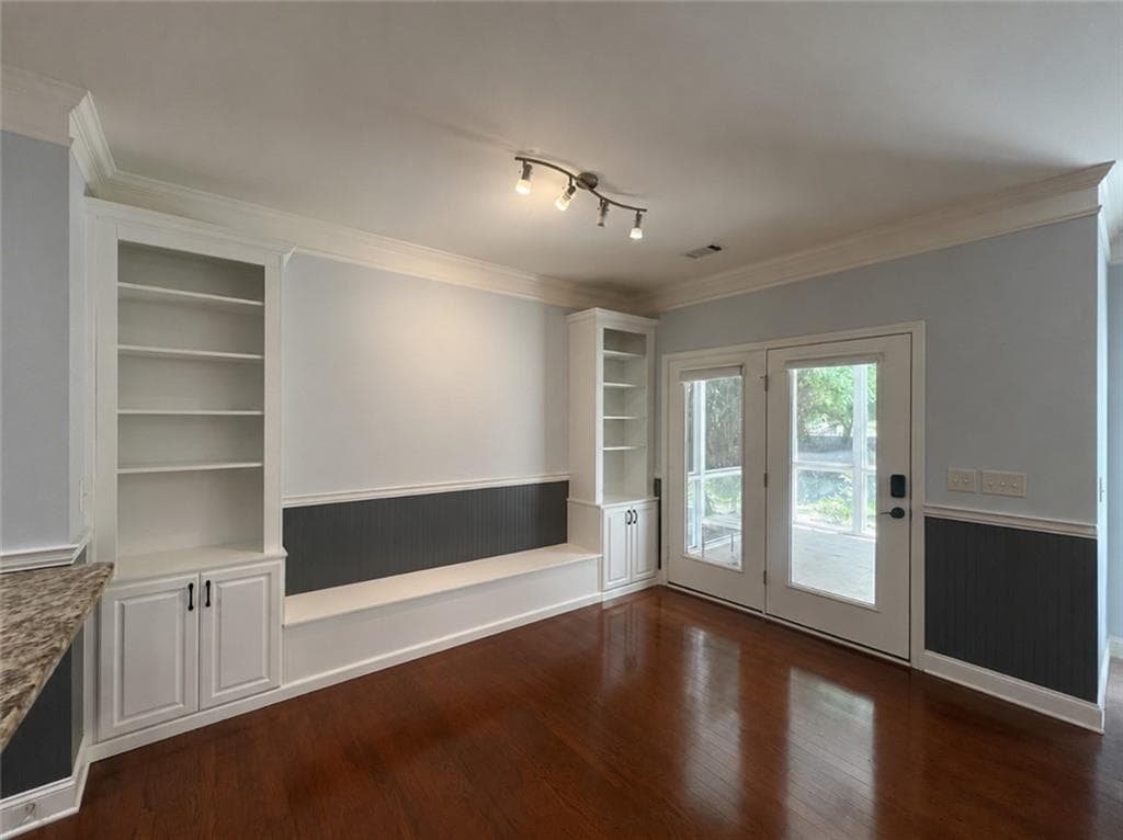 5 bedroom, 3 bathroom, 2,448 sq ft single family residence for rent at 2394 Delamore, Duluth, GA 30097 for $2,995 a month — photo 10