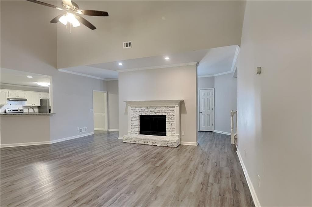 3 bedroom, 3 bathroom, 2,748 sq ft single family residence for rent at 5025 Oak Hollow Drive, Acworth, GA 30102 for $2,645 a month — photo 3