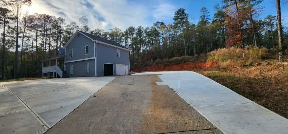 3 bedroom, 2 bathroom, 1,482 sq ft single family residence for sale at 4872 LEWIS Road, Powder Springs, GA 30127 — photo 5