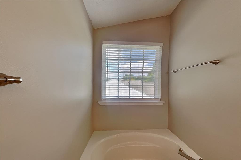 3 bedroom, 3 bathroom, 1,816 sq ft single family residence for rent at 3279 Deer Valley Drive, Acworth, GA 30101 for $2,125 a month — photo 10