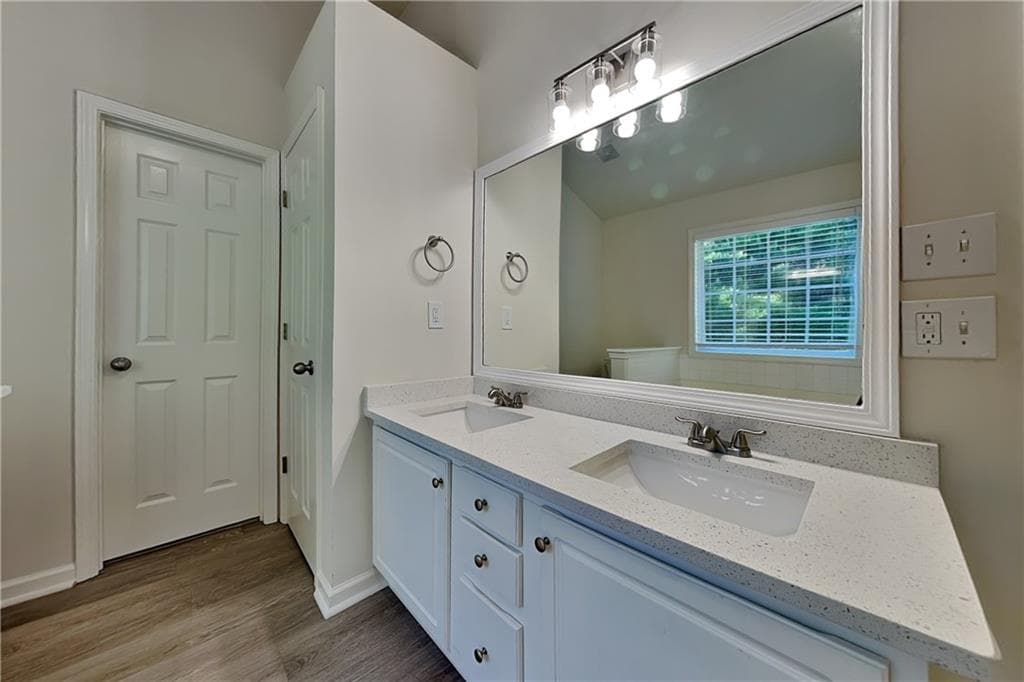 4 bedroom, 3 bathroom, 2,332 sq ft single family residence for rent at 863 Langley View Court, Loganville, GA 30052 for $2,250 a month — photo 9