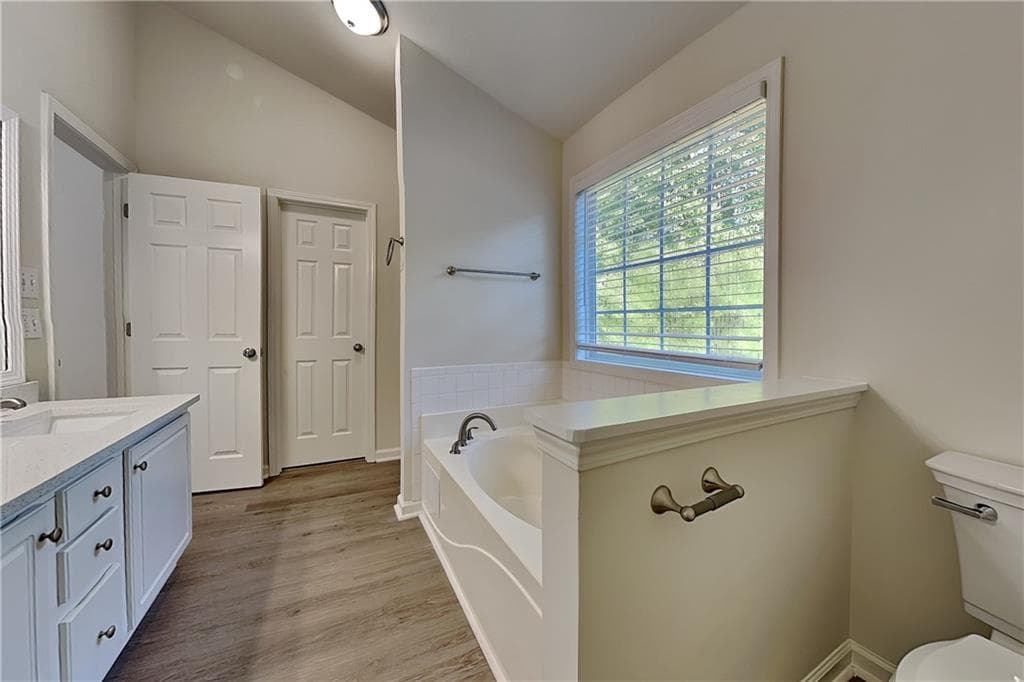 4 bedroom, 3 bathroom, 2,332 sq ft single family residence for rent at 863 Langley View Court, Loganville, GA 30052 for $2,250 a month — photo 10
