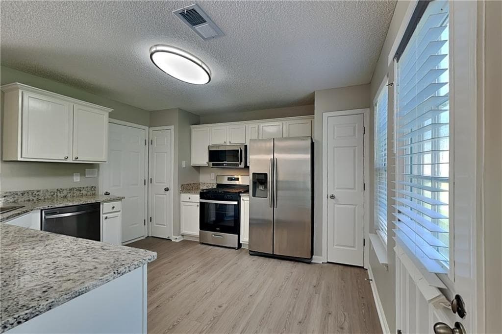 3 bedroom, 3 bathroom, 1,440 sq ft single family residence for rent at 103 Bonnabel Court, Dallas, GA 30157 for $1,650 a month — photo 4