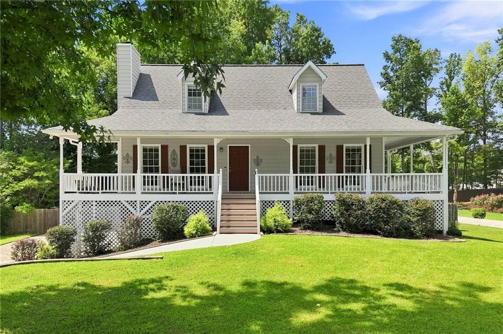3 bedroom, 2 bathroom, 1,502 sq ft single family residence for sale at 90 Maplewood Lane, Acworth, GA 30101 — photo 3