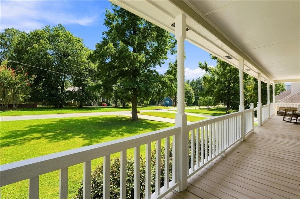 3 bedroom, 2 bathroom, 1,502 sq ft single family residence for sale at 90 Maplewood Lane, Acworth, GA 30101 — photo 5