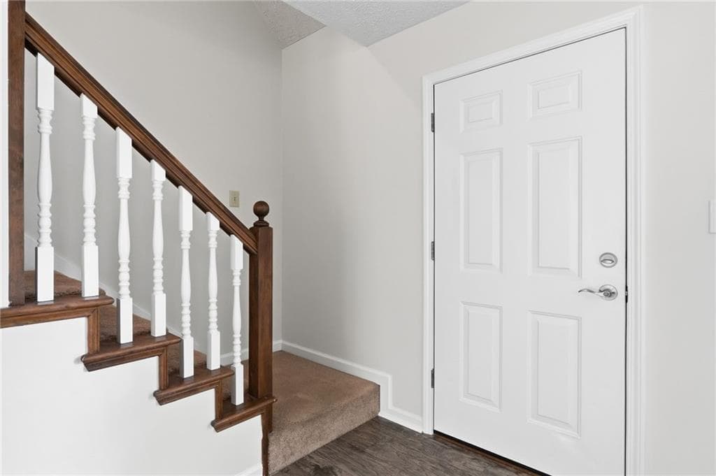 3 bedroom, 2 bathroom, 1,502 sq ft single family residence for sale at 90 Maplewood Lane, Acworth, GA 30101 — photo 7
