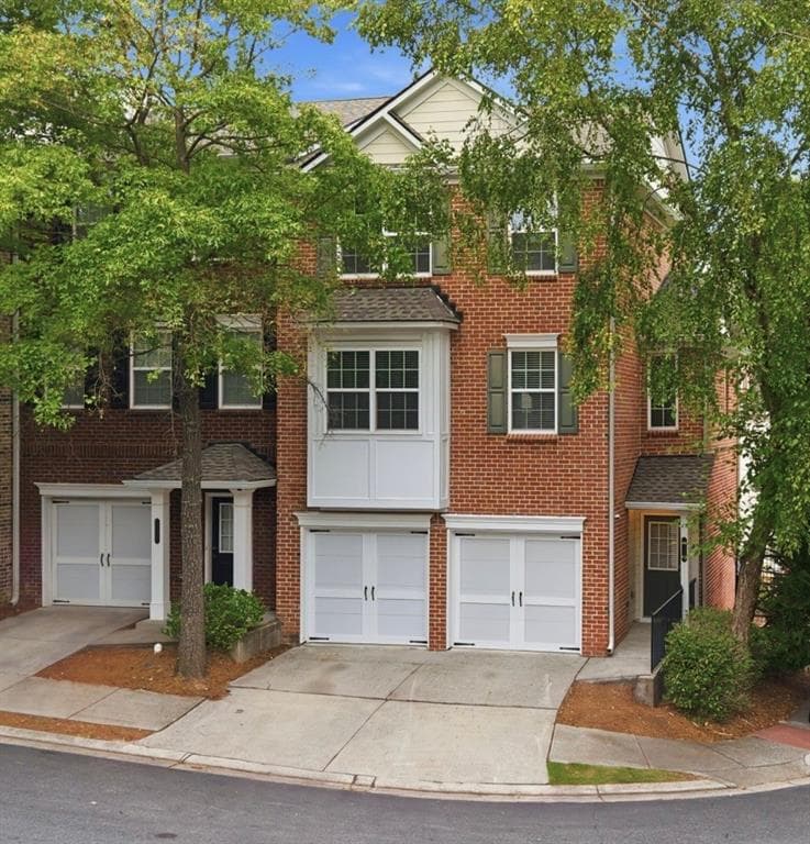 4 bedroom, 4 bathroom, 1,772 sq ft townhouse for sale at 2258 Landing Ridge, Duluth, GA 30097
