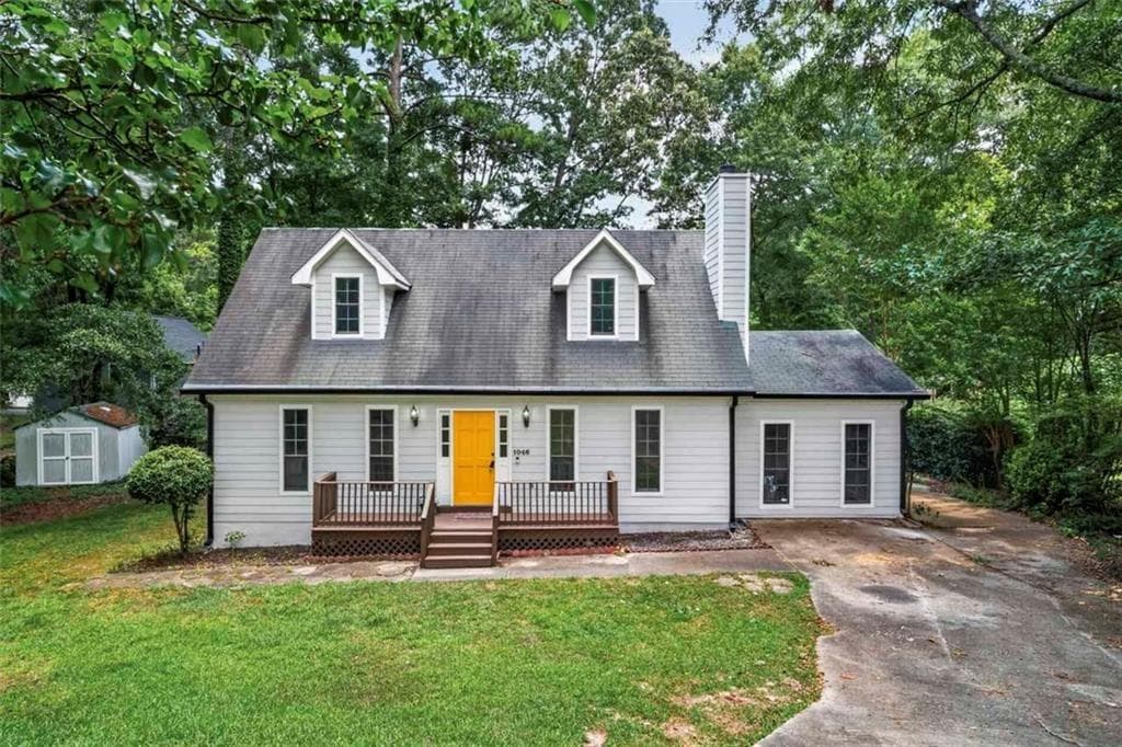 3 bedroom, 2 bathroom, 1,674 sq ft single family residence sold at 1046 River Bend Court, Riverdale, GA 30296