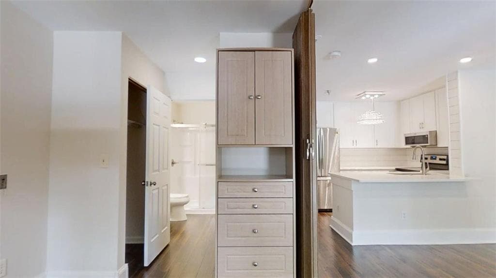 1 bedroom, 1 bathroom, 489 sq ft condominium for rent at 300 Johnson Ferry Road A206, Sandy Springs, GA 30328 for $1,464 a month — photo 10