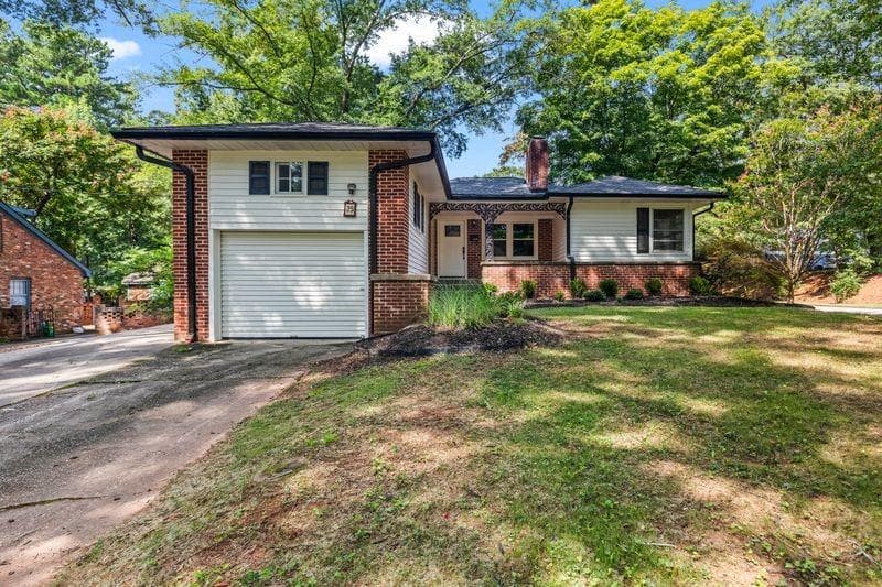 3 bedroom, 2 bathroom, 2,100 sq ft single family residence for sale at 25 Lakeshore Drive, Avondale Estates, GA 30002
