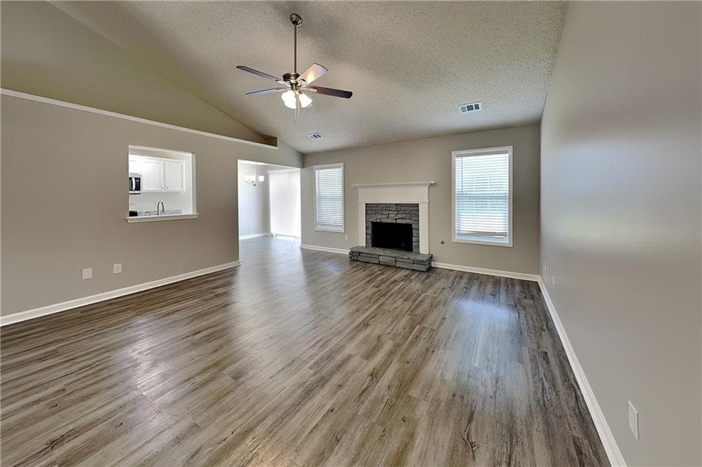 3 bedroom, 2 bathroom, 1,517 sq ft single family residence for rent at 705 Beranda Circle, Douglasville, GA 30134 for $1,740 a month — photo 2