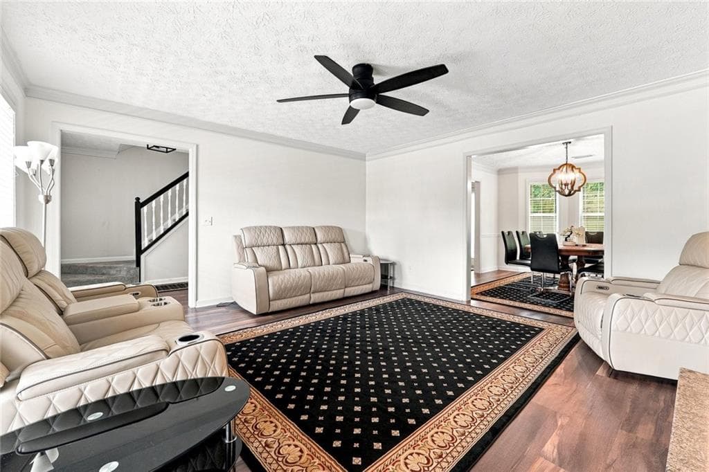 4 bedroom, 3 bathroom, 1,850 sq ft single family residence for sale at 932 Sugar Meadow Lane, Buford, GA 30518 — photo 4