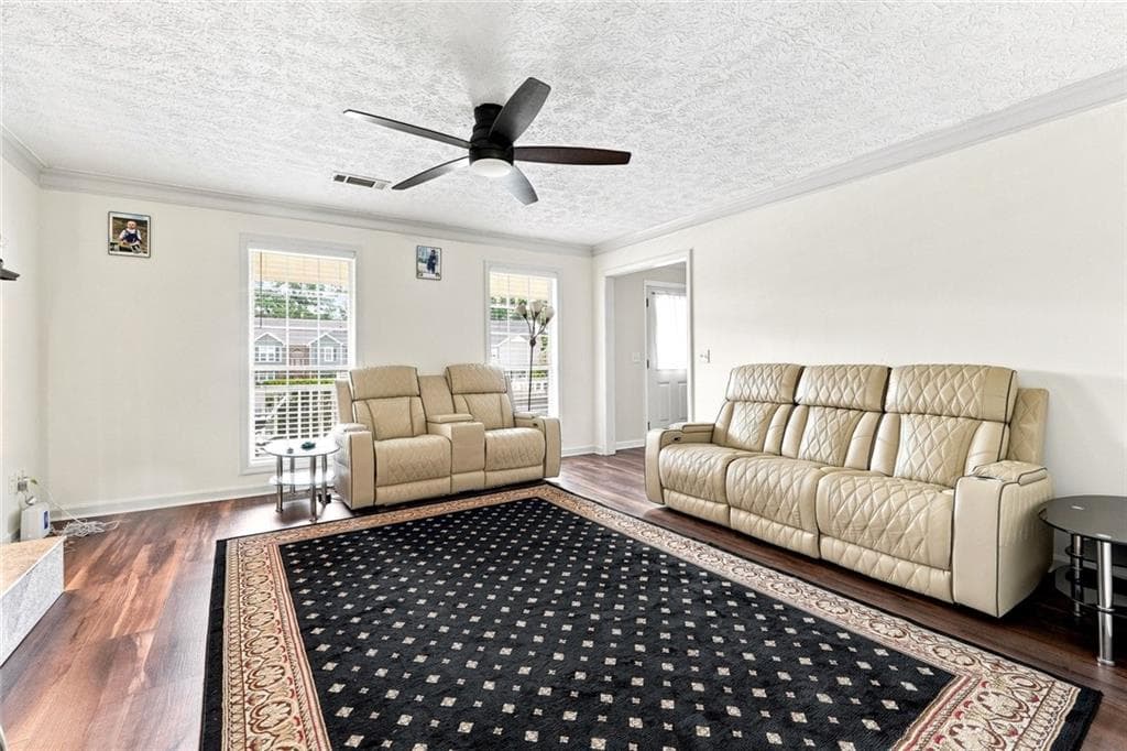 4 bedroom, 3 bathroom, 1,850 sq ft single family residence for sale at 932 Sugar Meadow Lane, Buford, GA 30518 — photo 5