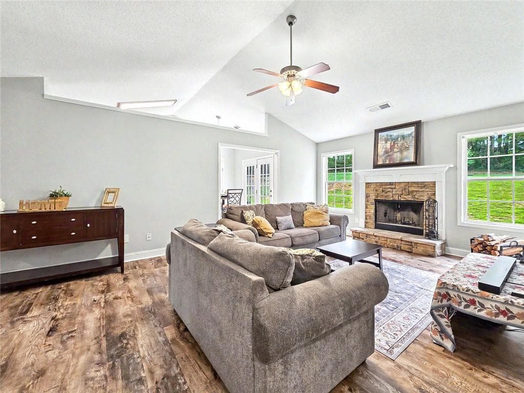 3 bedroom, 2 bathroom, 1,840 sq ft single family residence under contract at 1154 Otis Drive, Bethlehem, GA 30620 — photo 8