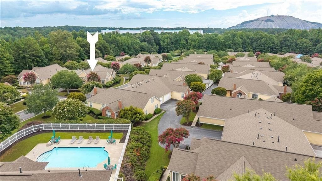 2 bedroom, 2 bathroom, 1,397 sq ft condominium for sale at 2191 Rockbridge Road 1504, Stone Mountain, GA 30087 — photo 3