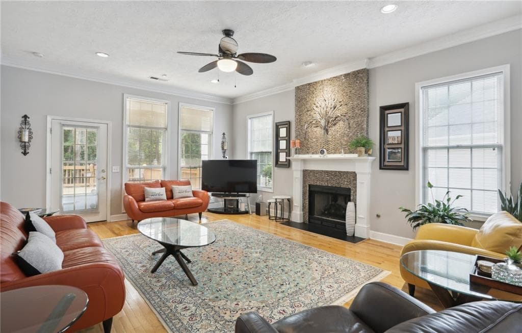 3 bedroom, 3 bathroom, 2,240 sq ft single family residence for sale at 741 Ashley Glen Lane, Alpharetta, GA 30022 — photo 6