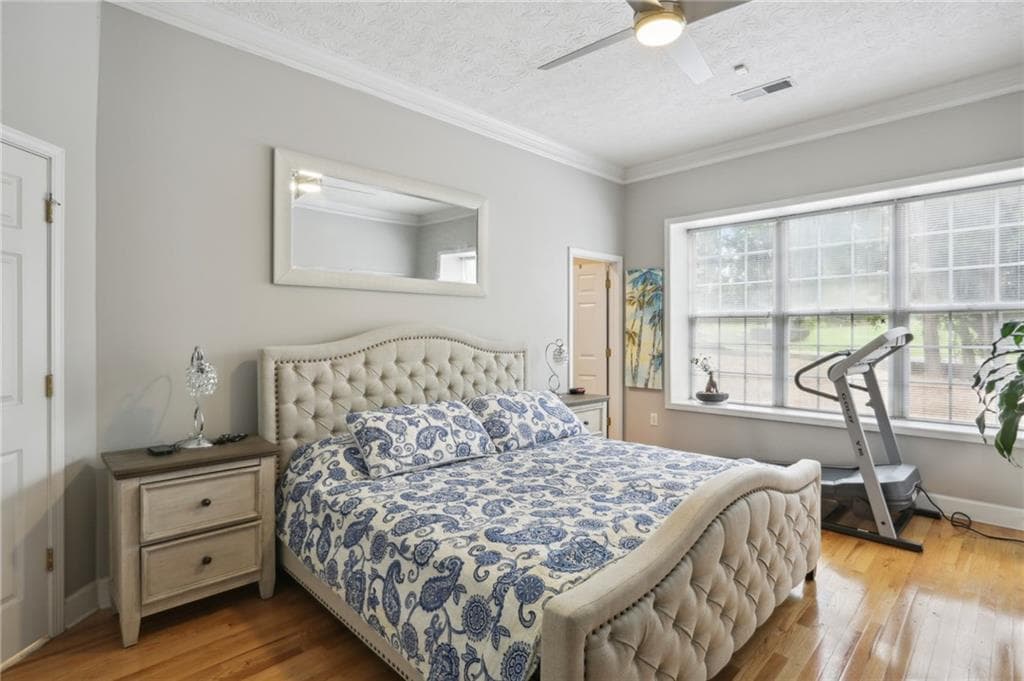 3 bedroom, 3 bathroom, 2,240 sq ft single family residence for sale at 741 Ashley Glen Lane, Alpharetta, GA 30022 — photo 9