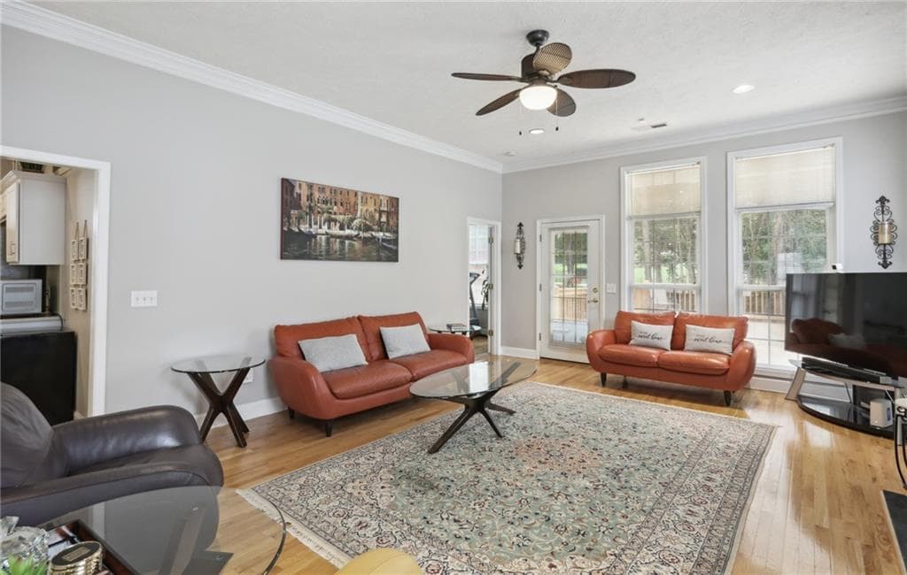 3 bedroom, 3 bathroom, 2,240 sq ft single family residence for sale at 741 Ashley Glen Lane, Alpharetta, GA 30022 — photo 8