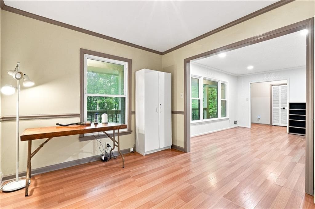 3 bedroom, 2 bathroom, 1,842 sq ft single family residence for sale at 1050 Skyline Drive, Covington, GA 30014 — photo 9
