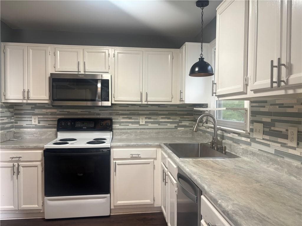 4 bedroom, 3 bathroom, 2,260 sq ft single family residence for rent at 280 Braxton Place, Tucker, GA 30084 for $3,000 a month — photo 7