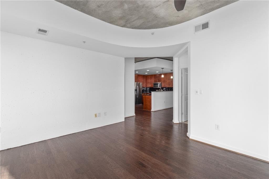 2 bedroom, 2 bathroom, 1,168 sq ft condominium for sale at 860 Peachtree Street 1201, Atlanta, GA 30308 — photo 10