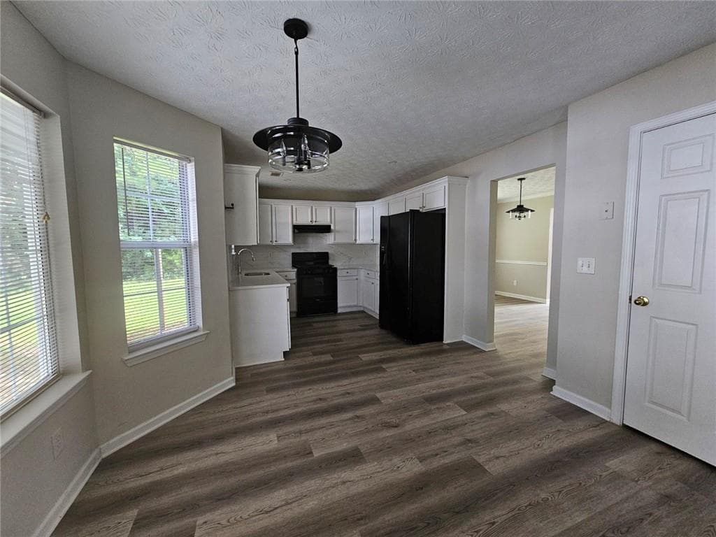 3 bedroom, 3 bathroom, 2,260 sq ft single family residence for rent at 4493 Bridle Ridge Way, Lithonia, GA 30038 for $2,045 a month — photo 2