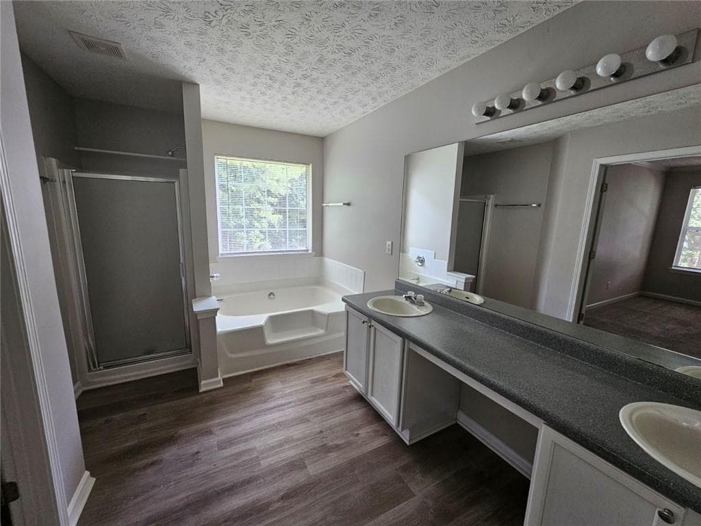 3 bedroom, 3 bathroom, 2,260 sq ft single family residence for rent at 4493 Bridle Ridge Way, Lithonia, GA 30038 for $2,045 a month — photo 6