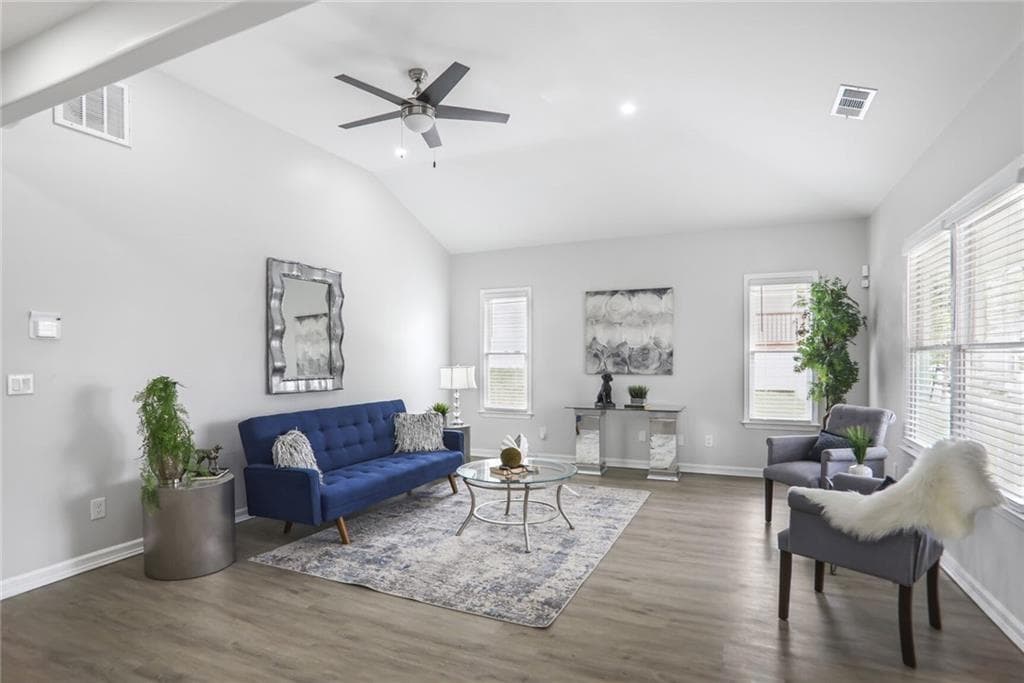 4 bedroom, 2 bathroom, 1,755 sq ft single family residence for sale at 652 Hugh Street, Atlanta, GA 30310 — photo 4