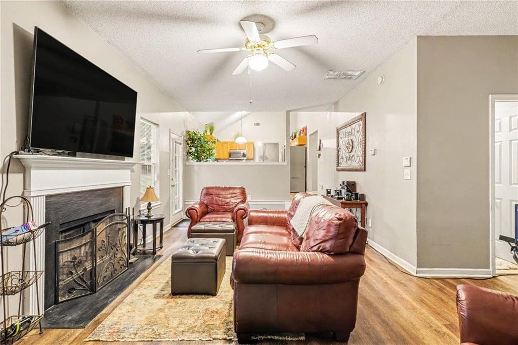 3 bedroom, 3 bathroom, 2,025 sq ft single family residence for sale at 105 Ashtonbrook Drive, Mcdonough, GA 30252 — photo 9