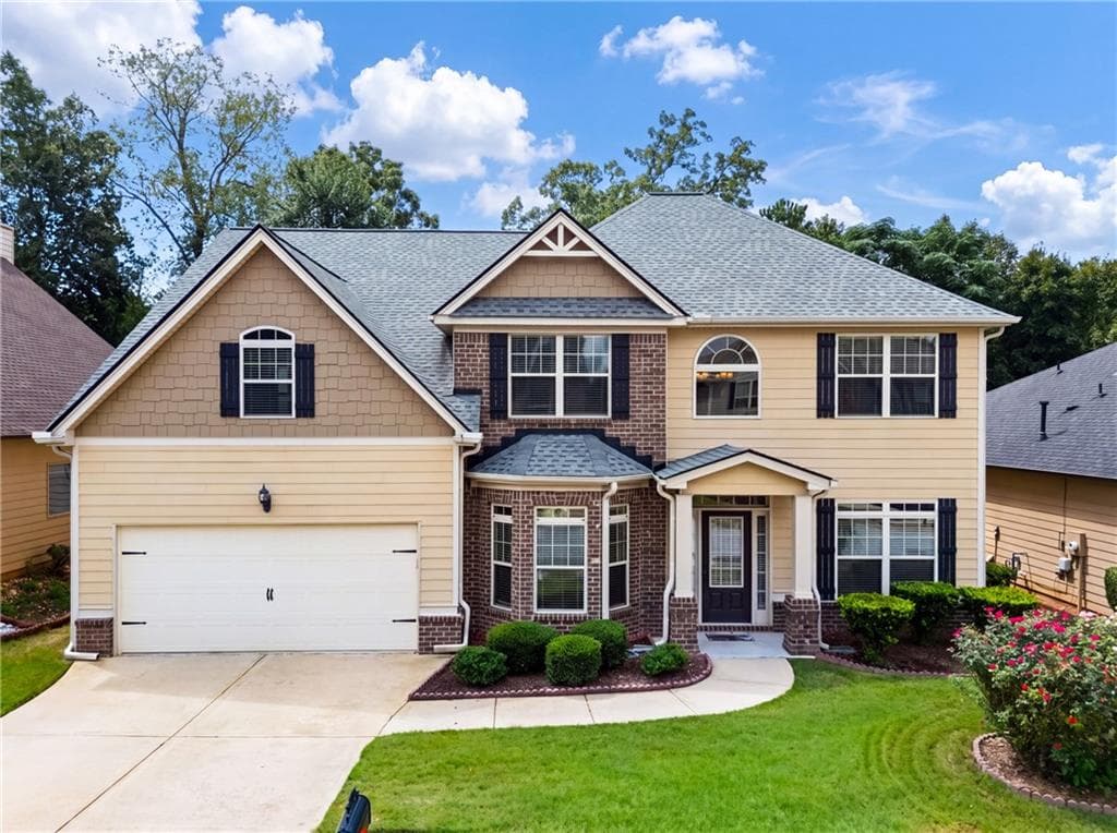 5 bedroom, 3 bathroom, 3,030 sq ft single family residence for sale at 90 Sylvan Loop, Fayetteville, GA 30214 — photo 1 of 54